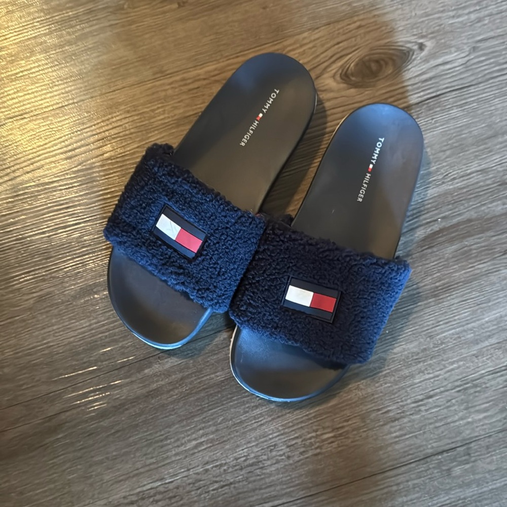 Tommy Hilfiger slides, Navy, Gently Used (only worn twice) Size 6/6.5